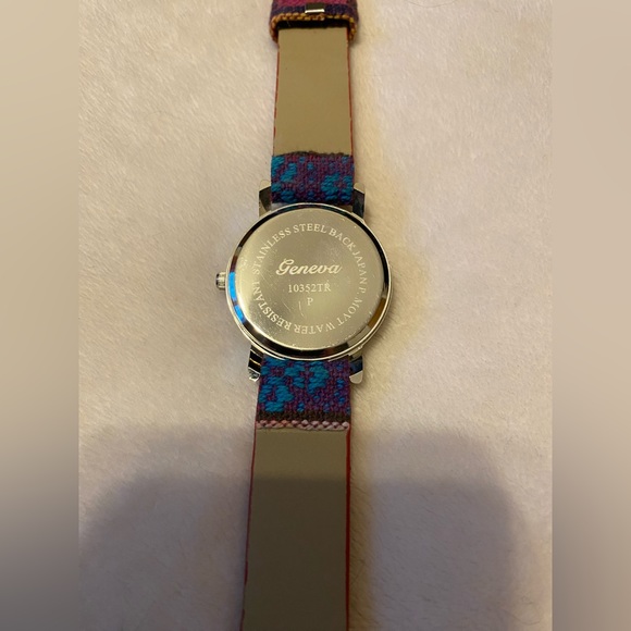 Geneva Watch - Picture 2 of 4